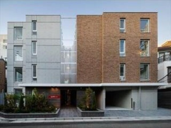 quador中野の物件外観写真